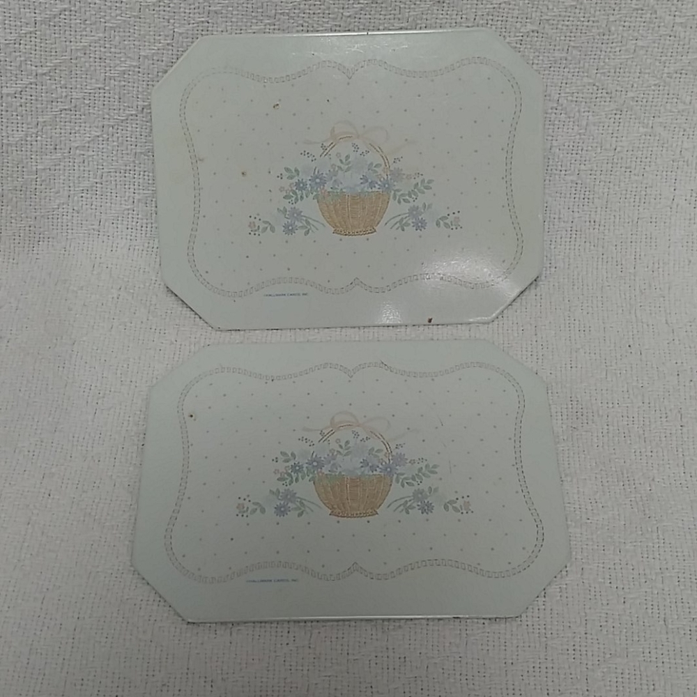 Vintage Hallmark Cards Insulated Basket Hot Mats